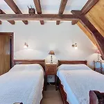 Le Pigeonnier By Interhome Casa vacanze Jayac
