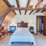 Le Pigeonnier By Interhome Casa vacanze Jayac